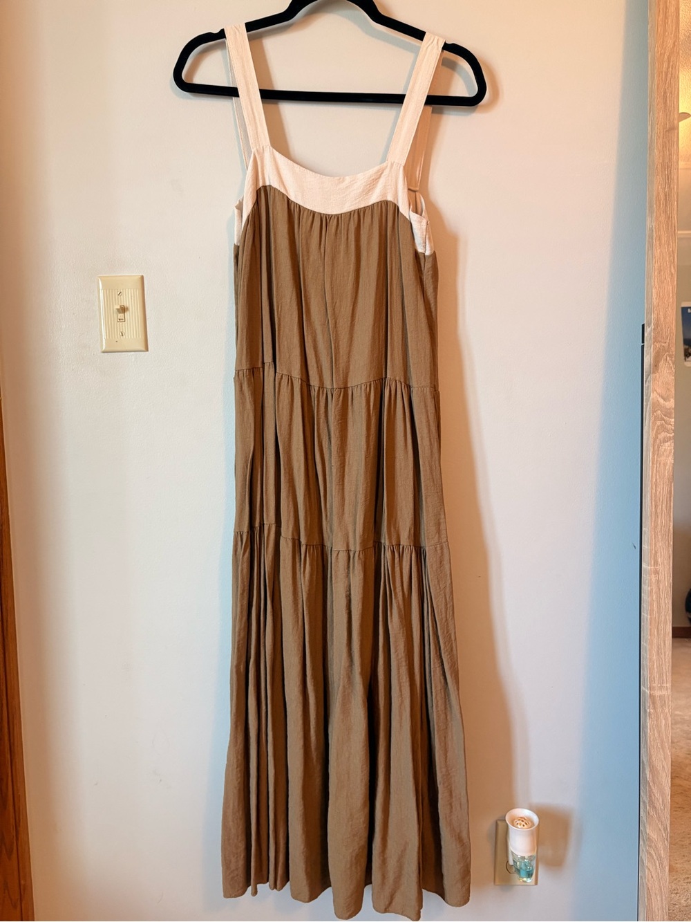 Tiered Maxi Dress in Beige and Cream